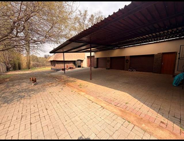 3 BEDROOM HOUSE FOR SALE IN ROTHDENE